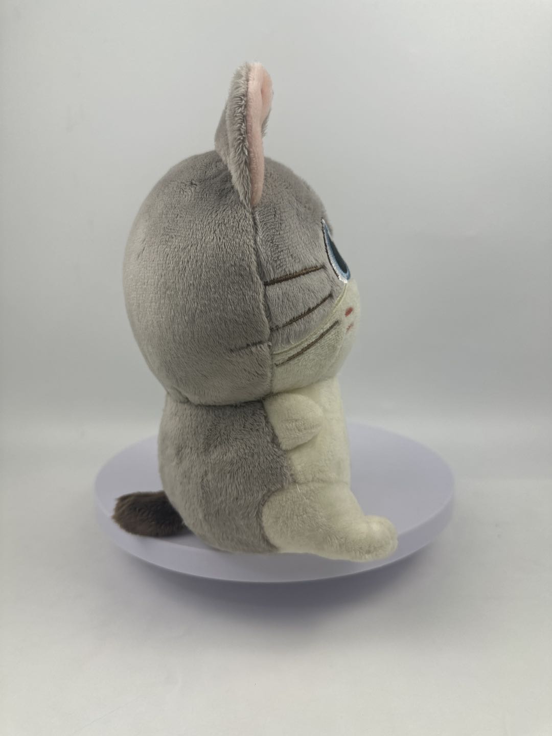 Roux Plushy!